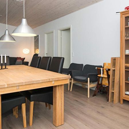 5 Star Holiday Home In Knebel Eksteriør billede